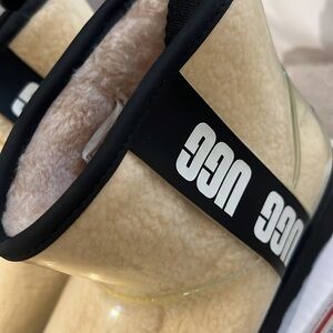 UGG Classic Mini Clear boot